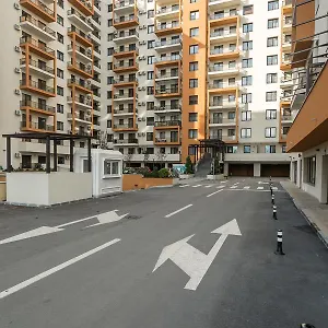  Apartment Orange Onix